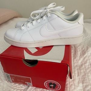 NIB Nike Court Royal 2 Tennis Shoes, women’s size 8